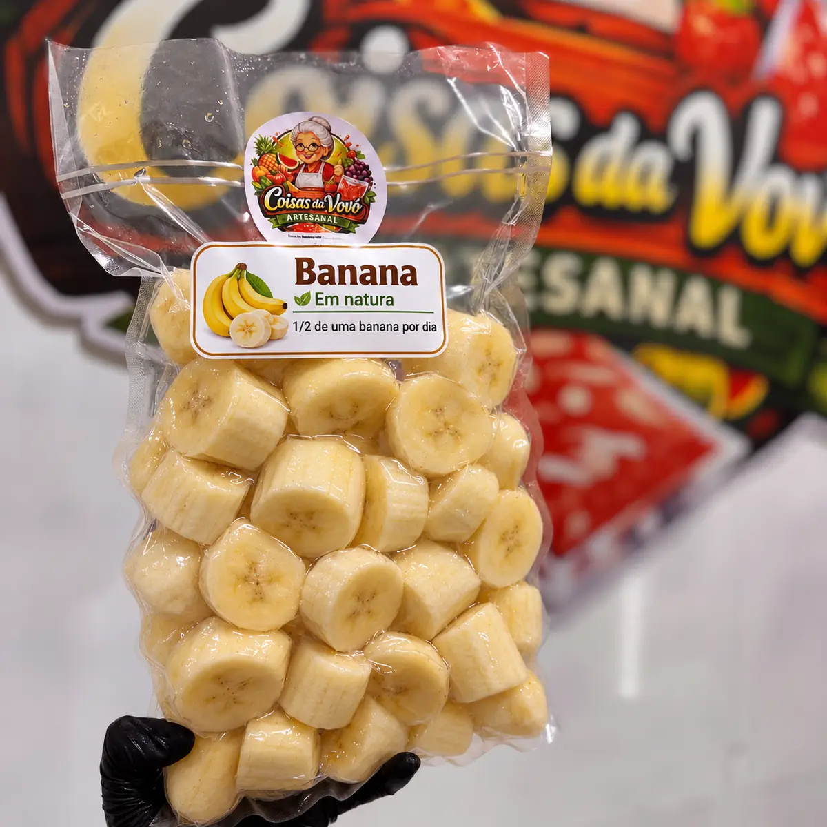Petisco natural de banana para pets — embalagem da Coisas da Vovó Artesanal